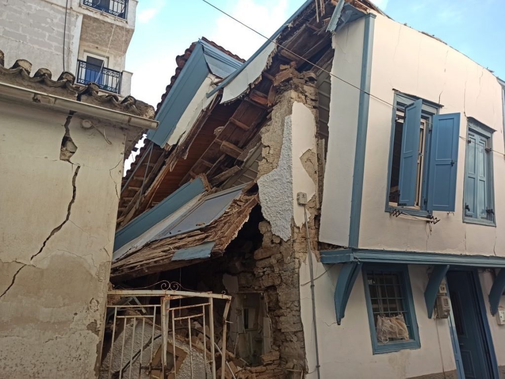 爱琴海发生 M7.0 地震，并伴随海啸，强烈冲击土耳其与希腊